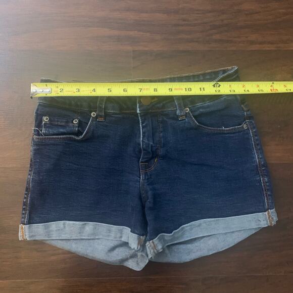 BDG Urban Outfitters dark wash jean shorts size 4 - Picture 7 of 8